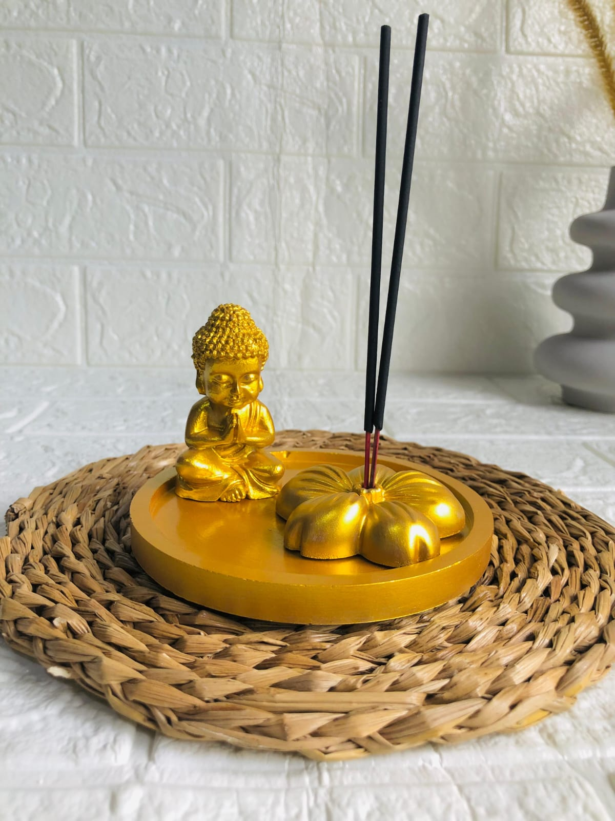 Mini Buddha Cement Statue & Flowers Incense Holder